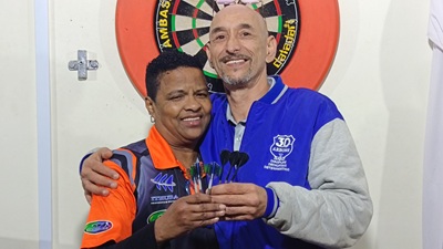 PETERSEN STOPS SIMPSON IN A THRILLER!